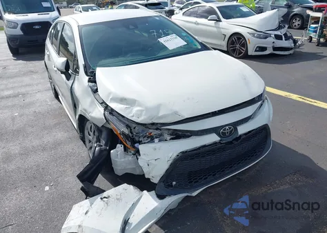 2021 Toyota Corolla Le z USA, uszkodzony, nr VIN 5YFEPMAE3MP194585